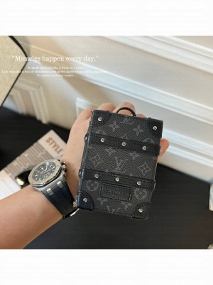 Louis Vuitton coin purse M69483-2