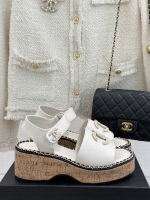 Chanel platform double C with chain sandals White leather 2025