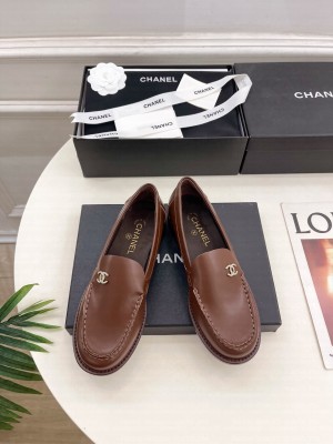 Chanel patent calfskin loafer with CC crystal logo coffee 2025