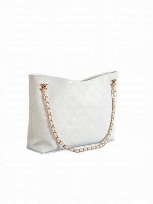 CHANEL Shoulder Bag 66971 white