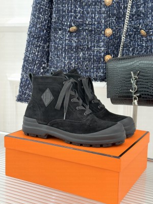 Hermes Kooler ankle boot suede black