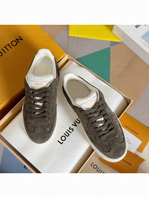 Louis Vuitton Women's LV Groovy Platform Sneaker 08