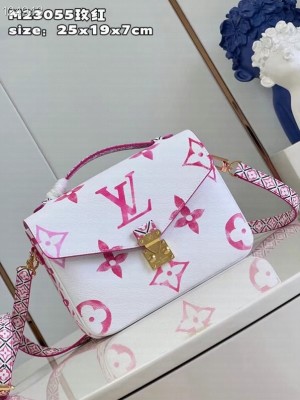 Louis Vuitton Pochette Metis MM M23055 pink