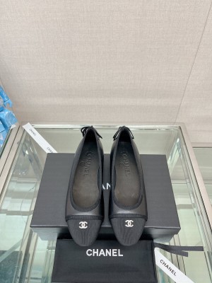 Chanel Calfskin & Grosgrain Ballet Flat with Back Bow 2023 03