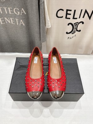 Alaïa CALFSKIN RIVET BALLET FLATS RED