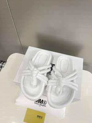 Maison Margiela mm6 flip flop sandals White 2022 Collection