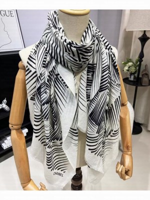 Chanel Women's Line Print Long Scarf White
