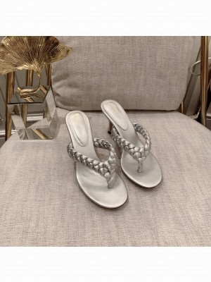 Gianvito Rossi TROPEA Heel 7.5cm thong-sandal in silver leather 2021 Collection