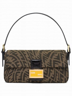 Fendi Baguette 1997 8BR792 Coffee