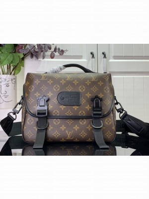 Louis Vuitton Louis Vuitton Trail M46972