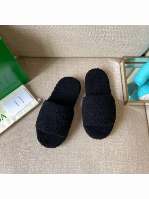 Bottega Veneta Unisex RESORT TEDDY Lambskin Shearling slides black 2021 Collection