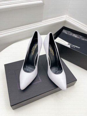 Saint Laurent Women's Calfskin Leather 10cm Pumps White 2022 Collection