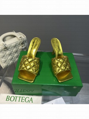 BOTTEGA VENETA Lido Intreccio metallised leather 9cm mules Yellow