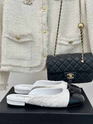 Chanel Women's Tweed & Patent Leather Slide Flat White