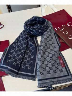 Gucci GG wool scarf