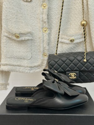 Chanel Calfskin Flat Mules with Maxi Bow Black 2024 