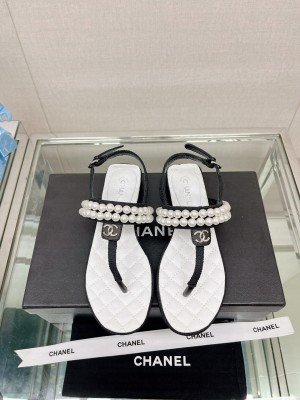Chanel Grosgrain Pearl CC Thong Sandals Black
