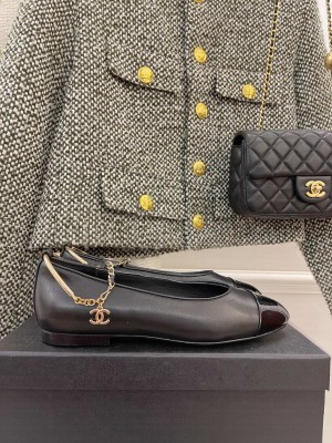 Chanel Heel 20mm Mary Janes With Chain Anklet Flat Black Spring 2022 Collection