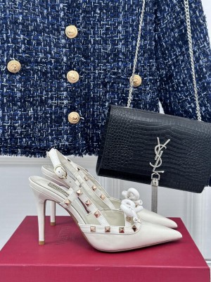 VALENTINO ROCKSTUD BOW SLINGBACK WHITE PATENT LEATHER PUMP 80MM 