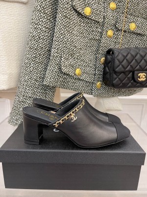 Chanel Heel 4.5cm Chain Mule Black Spring 2022 Collection