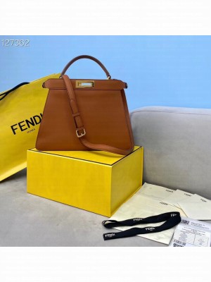 Fendi PEEKABOO ISEEU MEDIUM leather bag 70193 brown