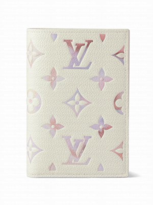 Louis Vuitton Passport Envelope M25917 Cream