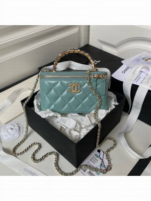 CHANEL CLUTCH WITH CHAIN AP3804 blue