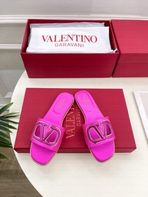 Valentino Garavani VLogo cut-out slide sandal 07 2025