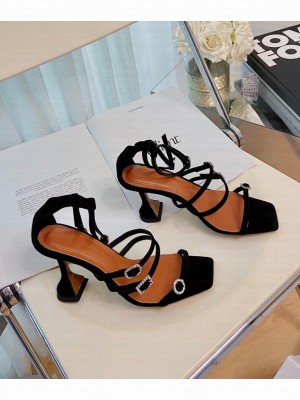 Amina Muaddi                                                                                        Robyn sandal black