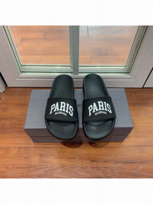 Balenciaga Unisex Pool Slide Sandal 02