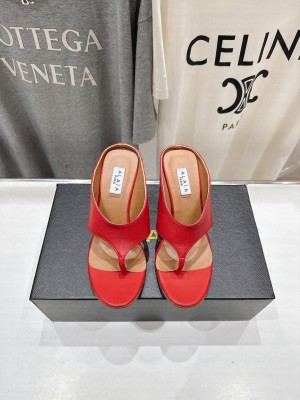 Alaïa CUBE THONG MULES IN LAMBSKIN RED