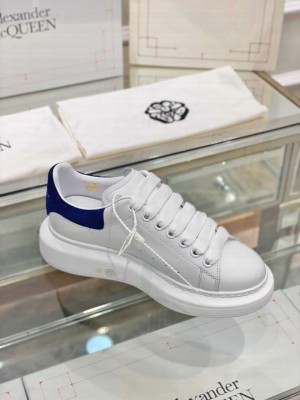 Alexander McQueen Oversized Platform Lace Up Creeper Sneakers Spring/Summer 2020 Collection, Suede Navy Blue