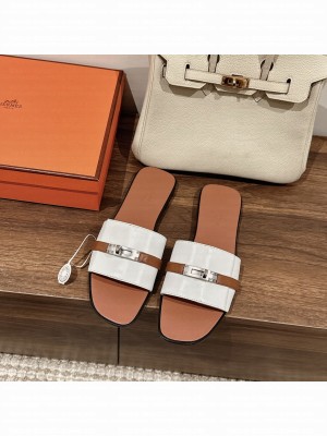 Hermes Women's Giulia sandal 06