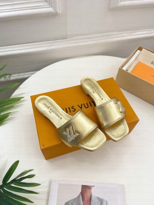 Louis Vuitton Shake Flat Slide Sandals with LV Twist 2023 019