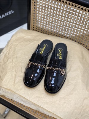 Chanel Patent Leather Chain Flat Mules Black Loafers 2022 Collection