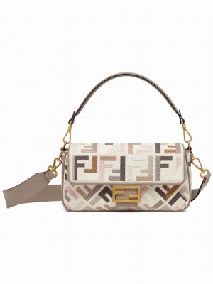 Fendi Baguette 8BR600 Gray