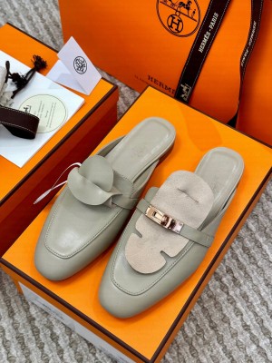 Hermes Women's OZ Mule 06