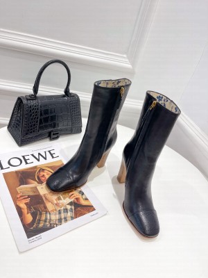 Gucci Women's with Interlocking G Hills Logo 95mm ankle boot black 2021 Collection