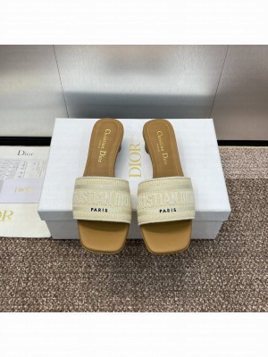 Christian Dior Dioriviera Dway Heel Slide Natural Raffia and White Embroidered Cotton