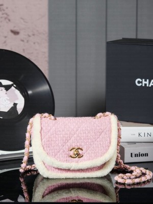 CHANEL SMALL HANDBAG 24N pink