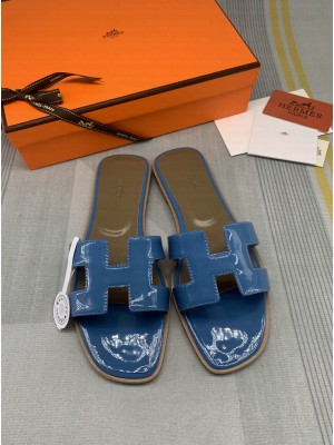 Hermes Oran Patent Calfskin Flat Slide Sandals 116 2022 Collection