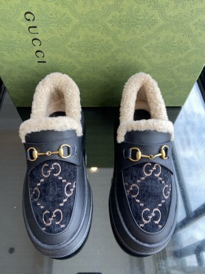 Gucci Fabric and Leather Loafers with Shearling Lining 08