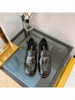 Prada patent leather Loafers black