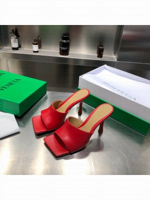 Bottega Venta Leather mules with a squared sole heel 9cm 2021 Collection 02