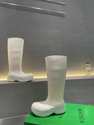Bottega Veneta PUDDLE Biodegradable rubber white high boots 2021 Collection