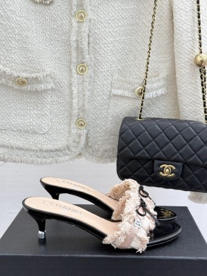 Chanel Beige Fabric Trim Bow Slide Sandals heel 5cm 2025 Pink