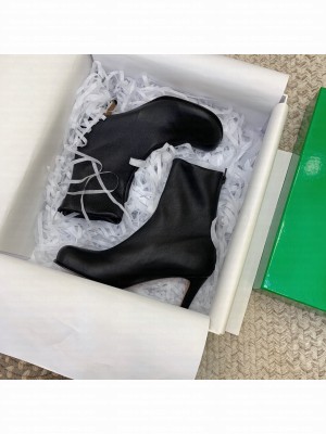Bottega Veneta BLOC 7cm Lambskin Ankle Boots Fall/Winter 2021 Collection , Black