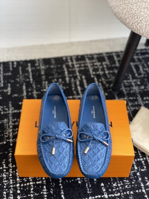Louis Vuitton Women's Gloria Flat Loafer 02