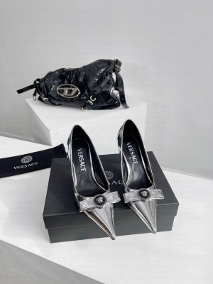 Versace Women's Gianni Ribbon Pumps Silver