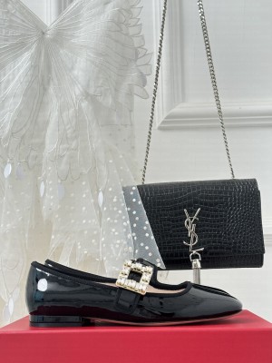 Roger Vivier Rhinestone Buckle Babies flat 07